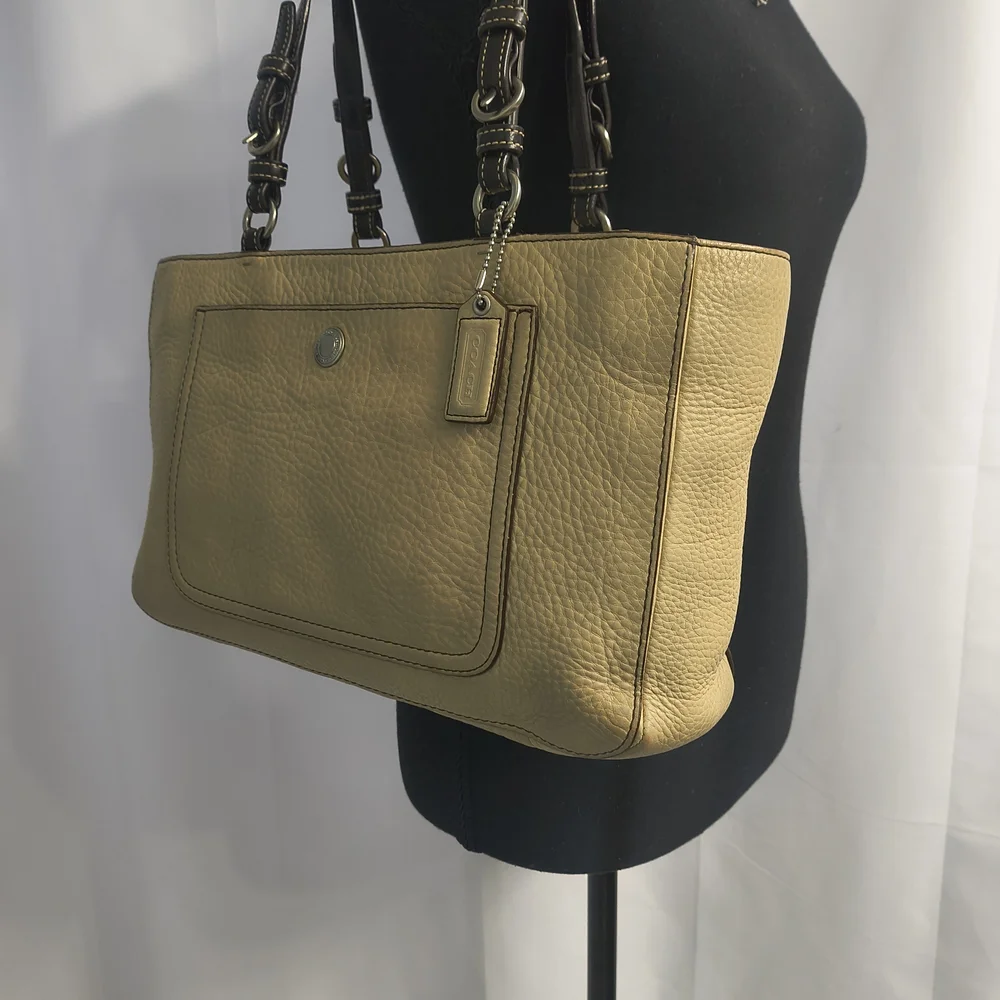 Vintage Coach Chelsea East West Beige Leather Tote Bag - Picture 5 of 13